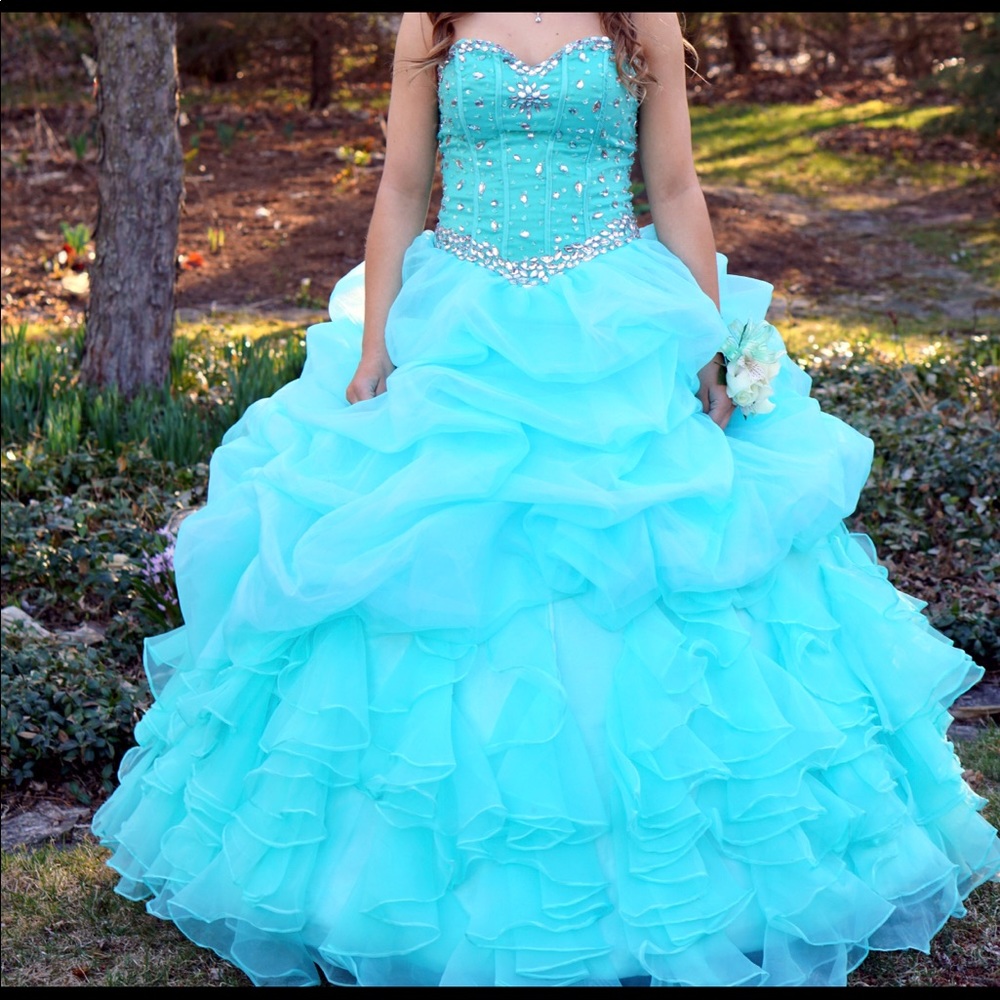 Prom dress